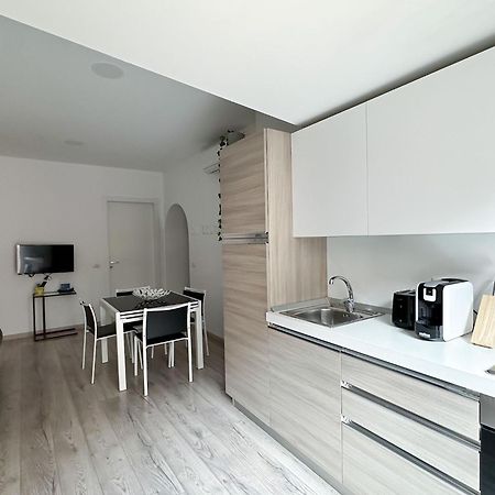 Ca Belverz Center Town Apartment เบลลาโจ ภายนอก รูปภาพ