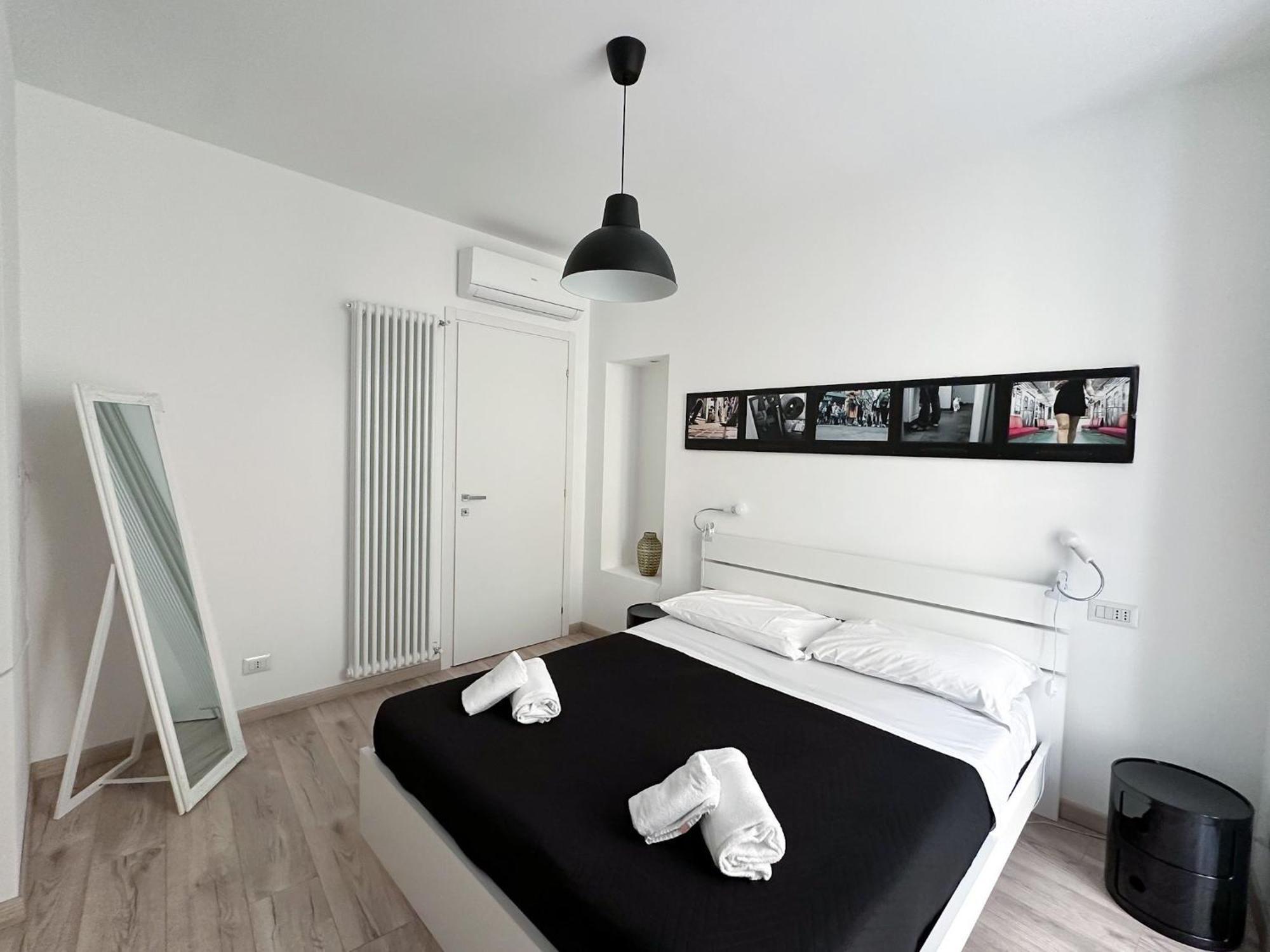 Ca Belverz Center Town Apartment เบลลาโจ ภายนอก รูปภาพ