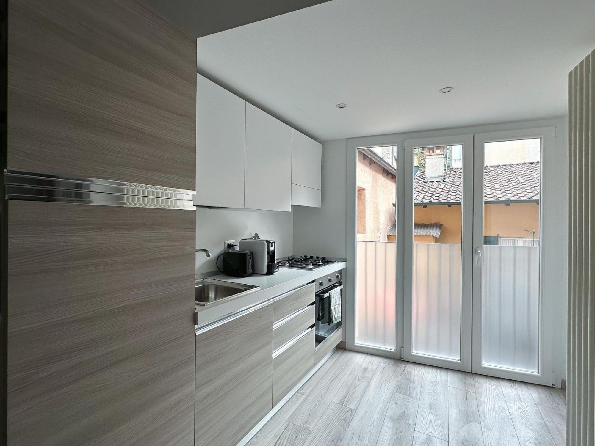 Ca Belverz Center Town Apartment เบลลาโจ ภายนอก รูปภาพ